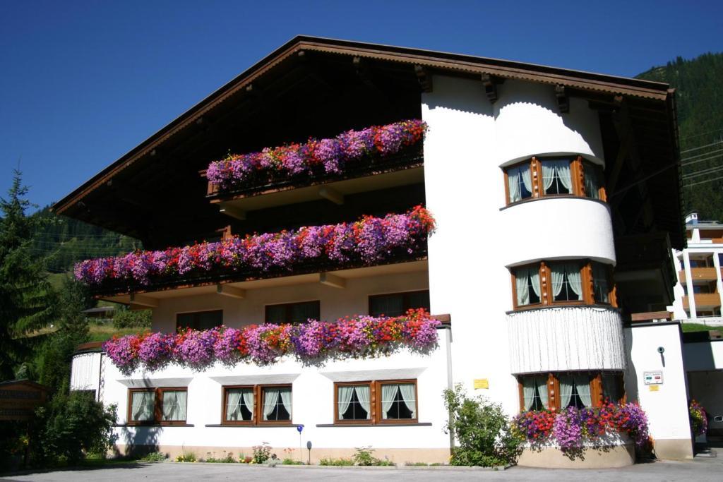 Hotel Garni Senn St. Anton am Arlberg Exterior foto